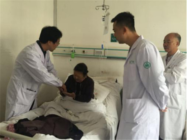 我院2016国家巡回医疗队赴甘肃省甘南藏族自治州进行巡回医疗