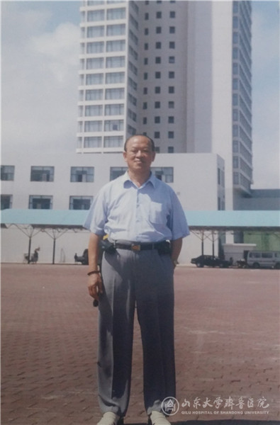我国著名的消化内科专家袁孟彪教授逝世