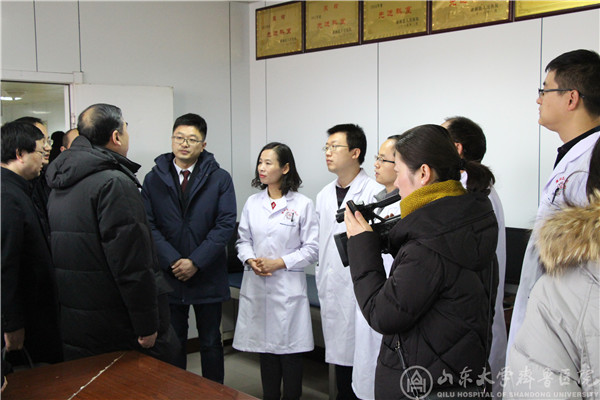 国家卫健委副主任李斌在清涧县调研期间慰问我院帮扶人员